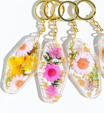 DIY Resin Keychain